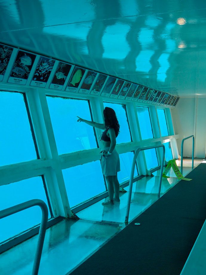 activity-at-reef-sleep-submarine-690x920
