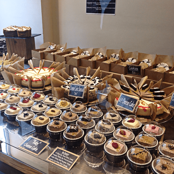 Breakfast-in-Paris2