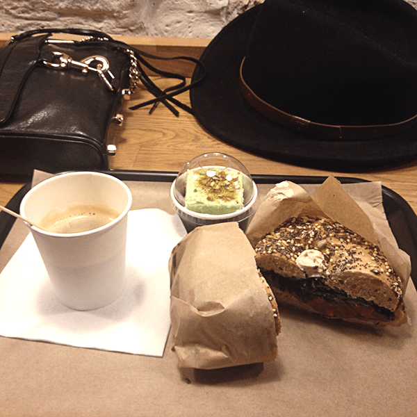 Breakfast-in-Paris3
