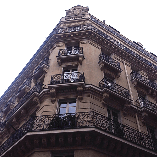 Paris-building